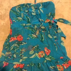 Express Dress, Size 4 front cut out